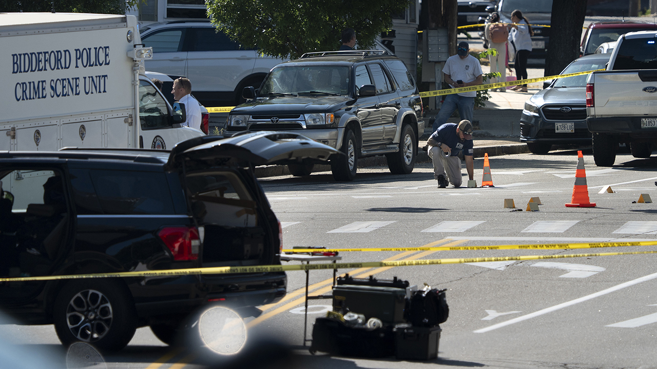 FBI investigating after shooting involving ICE agents in Biddeford, Maine leaves man dead