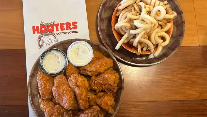 Hooters says kids, families are part of its comeback as waitresses insist they've always been welcome